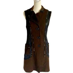 Canvasbacks Stylish Brown Sleeveless Coat. Button up. Vintage. Size XS.